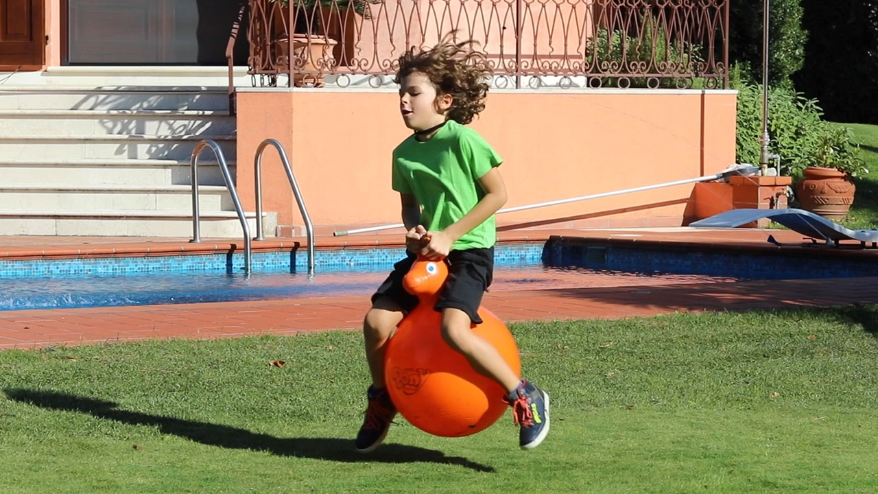 GYMNIC - Balle sensorielle Easy Grip - Le zèbre à pois sprl